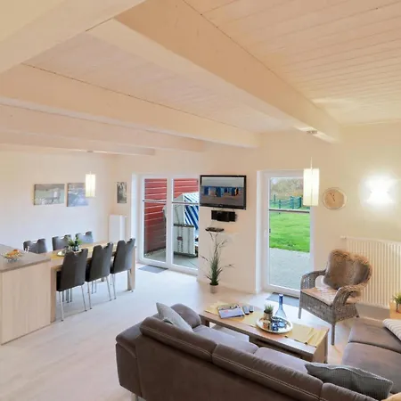 Beautiful In With Sauna Vakantiehuis